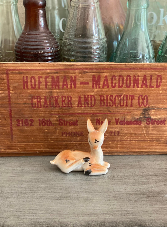 Vintage Ceramic Deer Figurine Collectable Doe Small Statue
