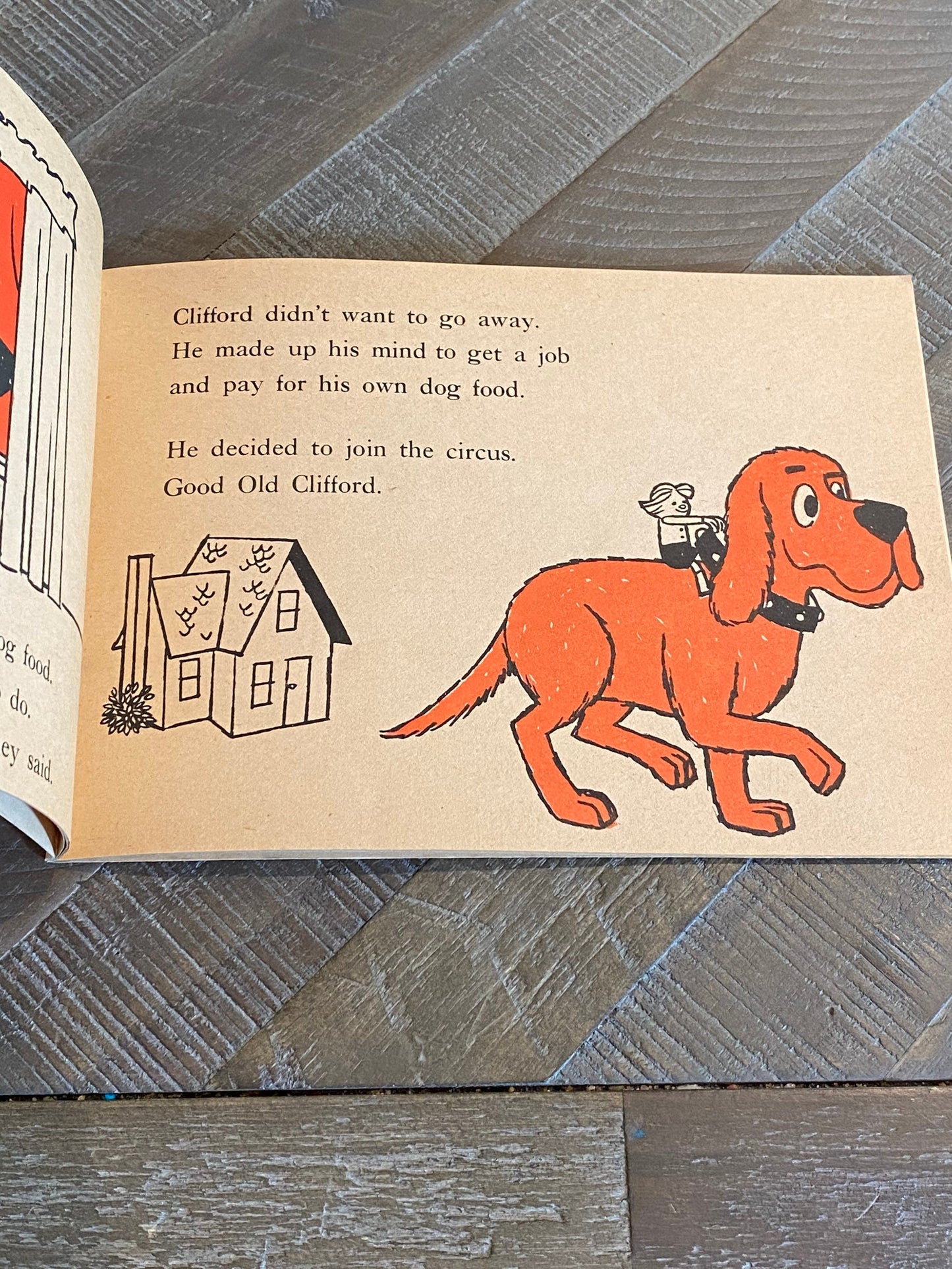 Clifford The Big Red Dog Gets a Job