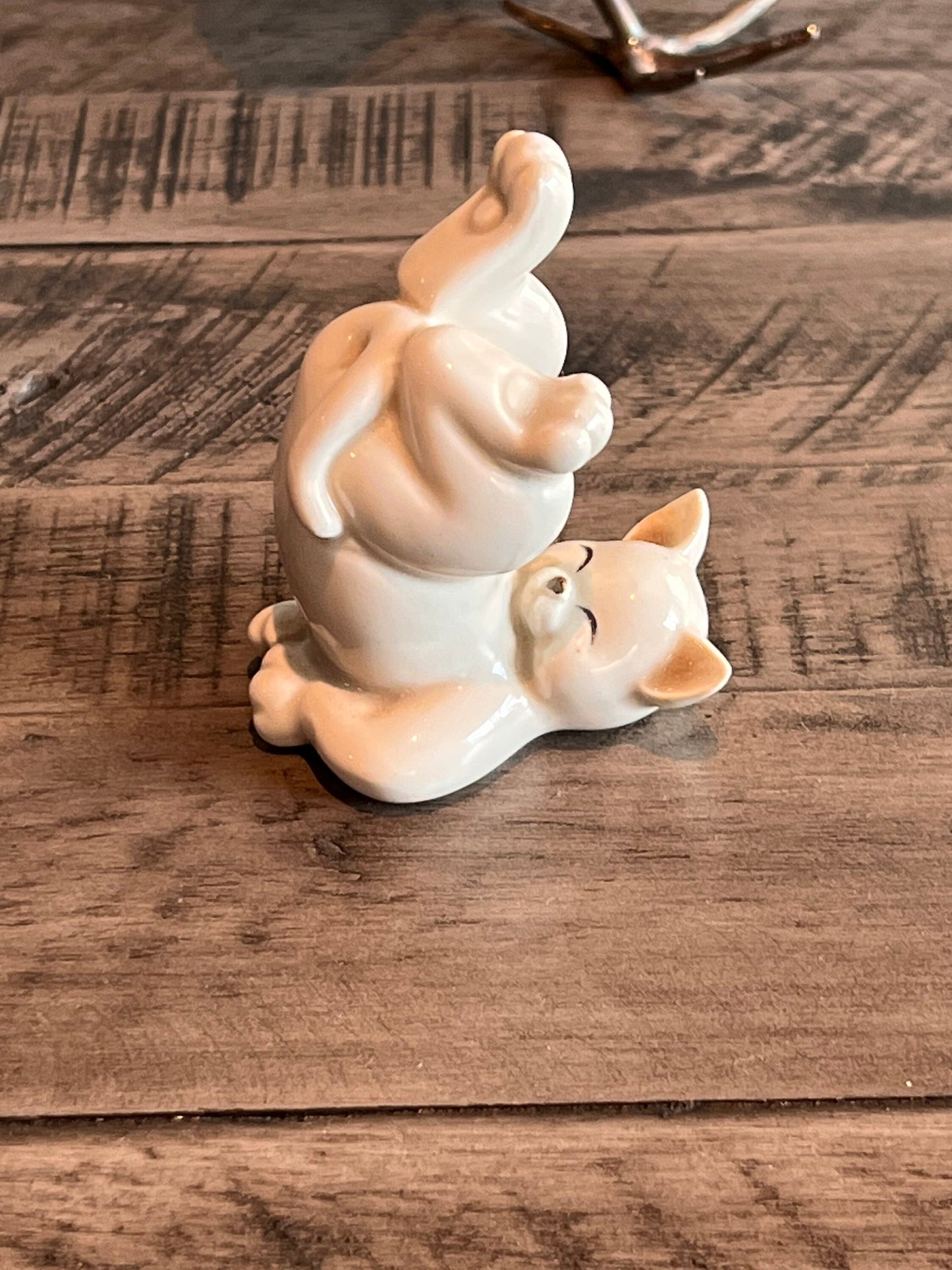 Fitz and Floyd White Cat Figurine Playful Kitty Yoga Cat Gift
