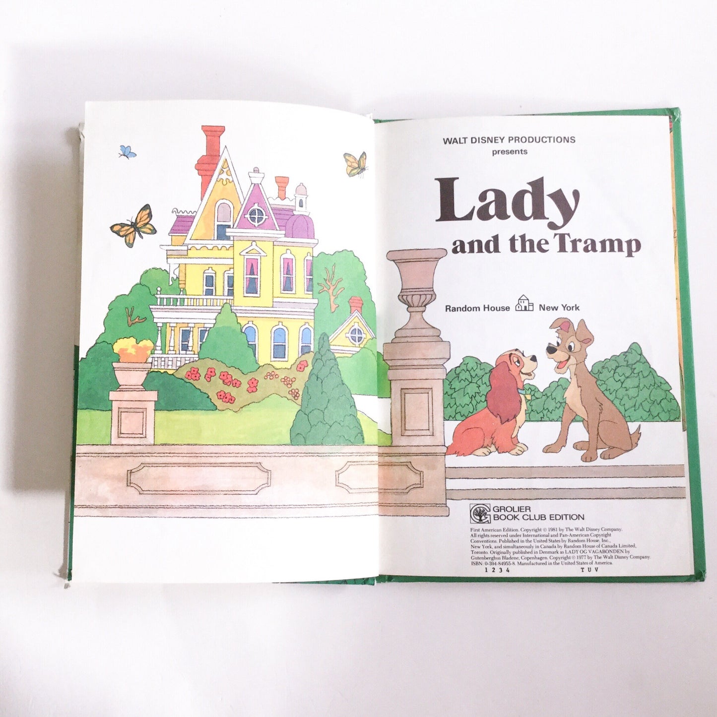 Vintage Disney Lady and the Tramp Story Book