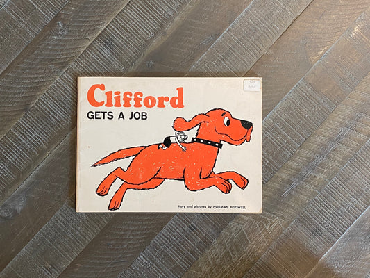 Clifford The Big Red Dog Gets a Job