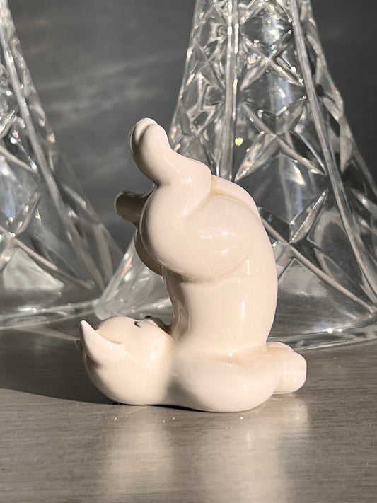 Fitz and Floyd  White Cat Figurine Playful Kitty Yoga Cat Gift